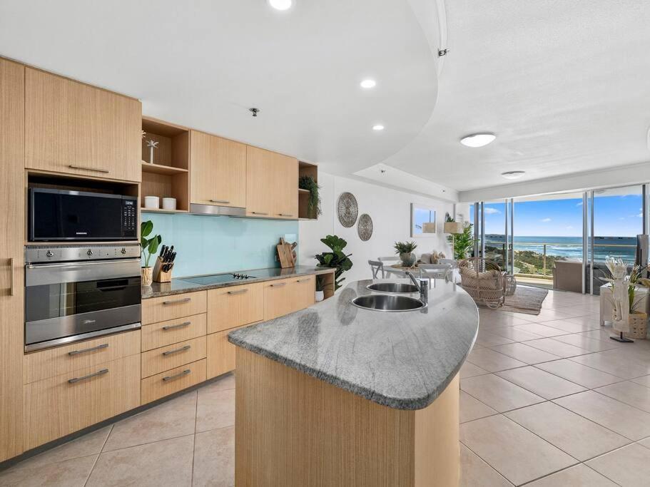 Sensational Ocean View 2 Bedroom Apartment Maroochydore Εξωτερικό φωτογραφία